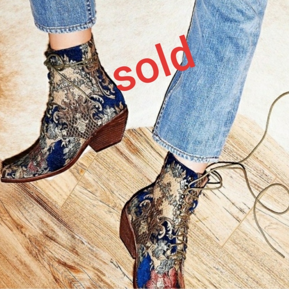 Free People boots Grover Tapestry - Picture 1 of 8